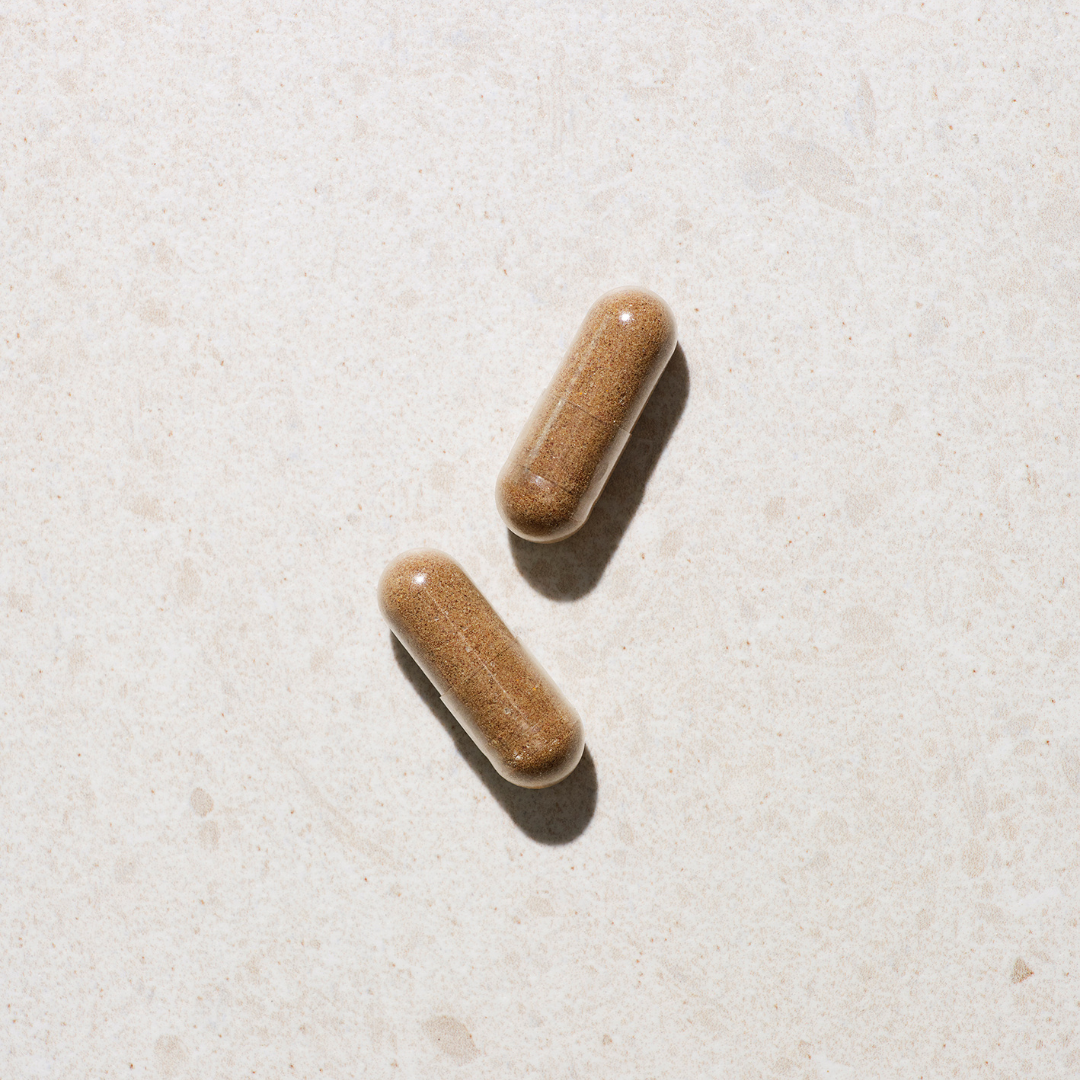 Veganske kapsler fyldt med urter, vitaminer og mineraler - naturlige kosttilskud uden tilsætningsstoffer - Sandvig Pharma
